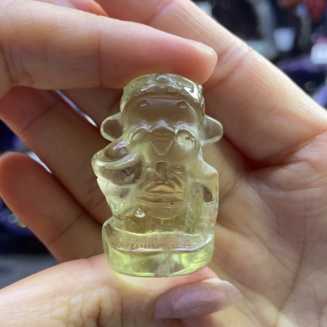 未镶嵌水晶大型摆件（非配饰）