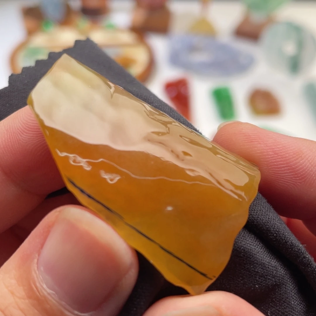 定制翡翠未镶嵌包工