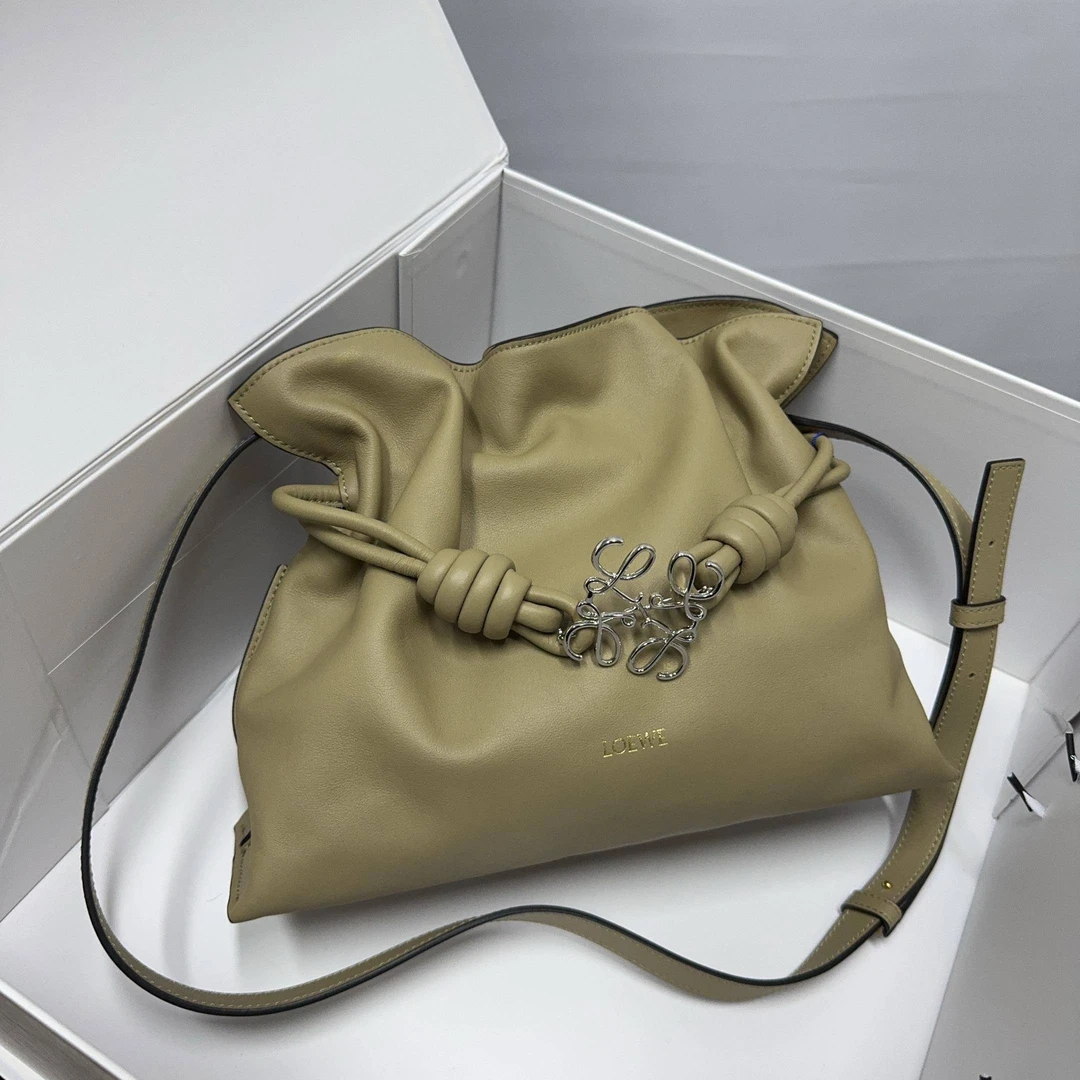 胖虎熙少/罗意威/95新/公价0/箱包/两用包/31T2501290015