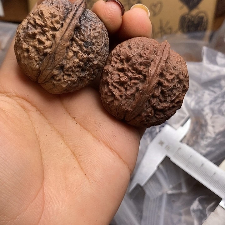 文玩核桃把件     98