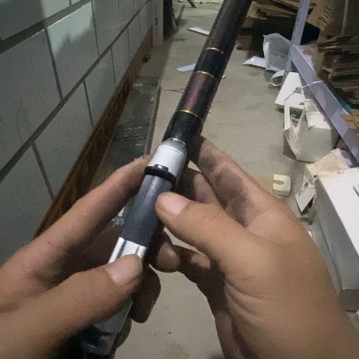 碧波鱼竿缺竿稍一根。110号