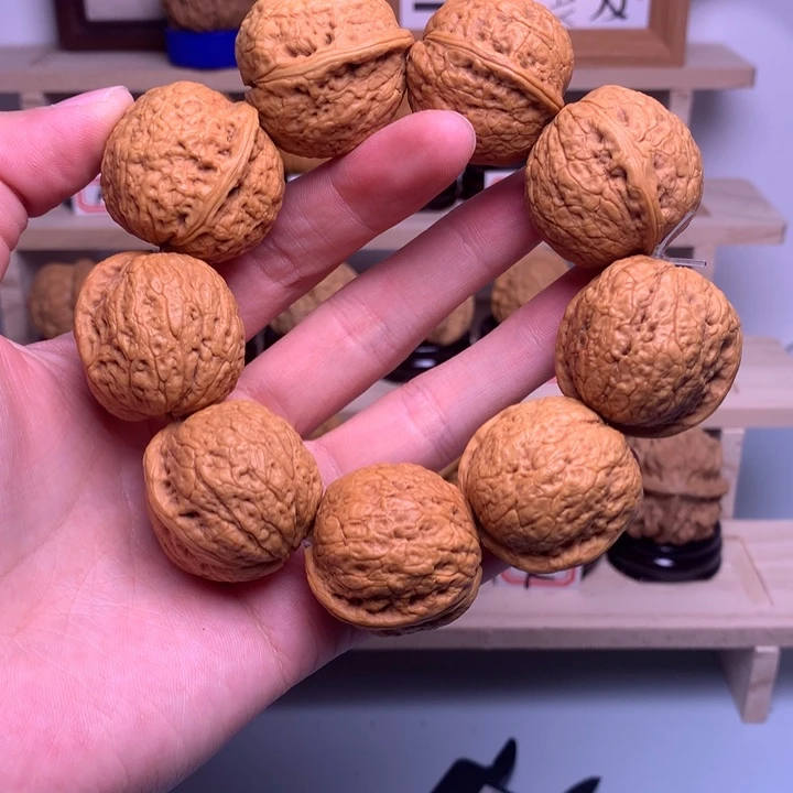 文玩核桃把件40黄金豆串28尺