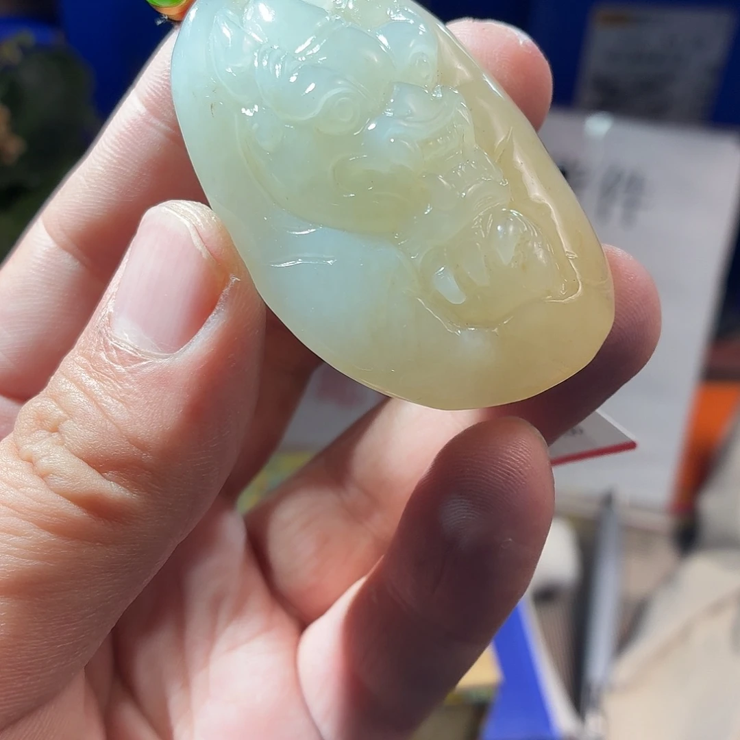 和田玉（糖玉）未镶嵌颈饰