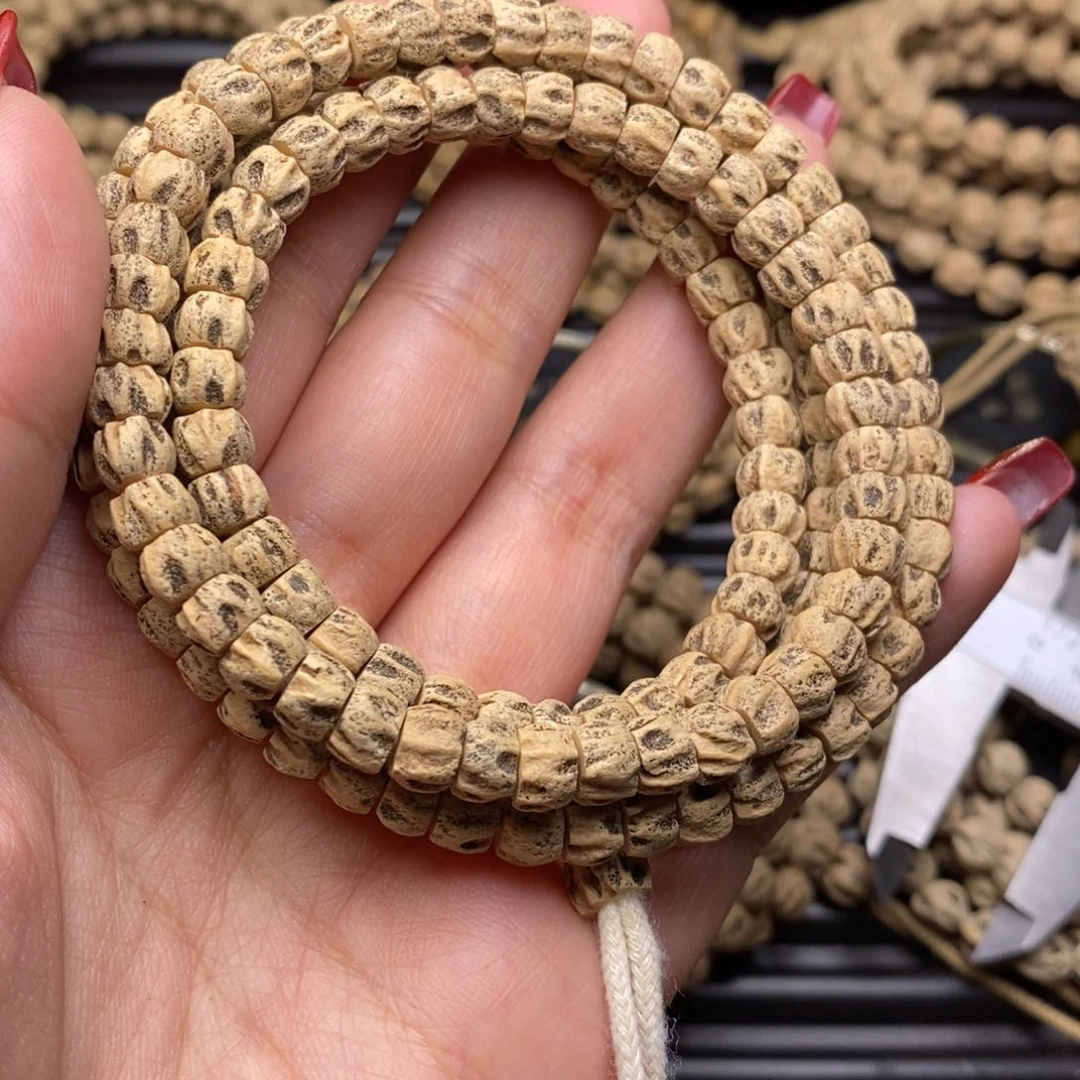 柏香籽/百香籽吊坠赶*儿