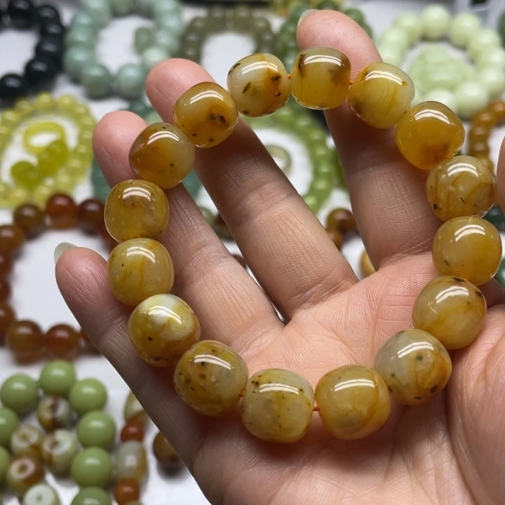 蛇纹石玉手串未镶嵌