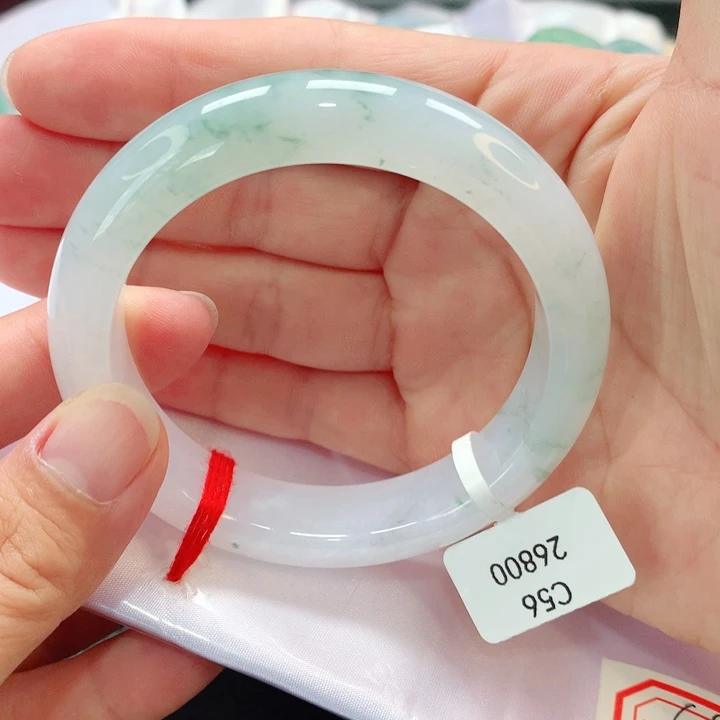 翡翠手镯未镶嵌56.6正