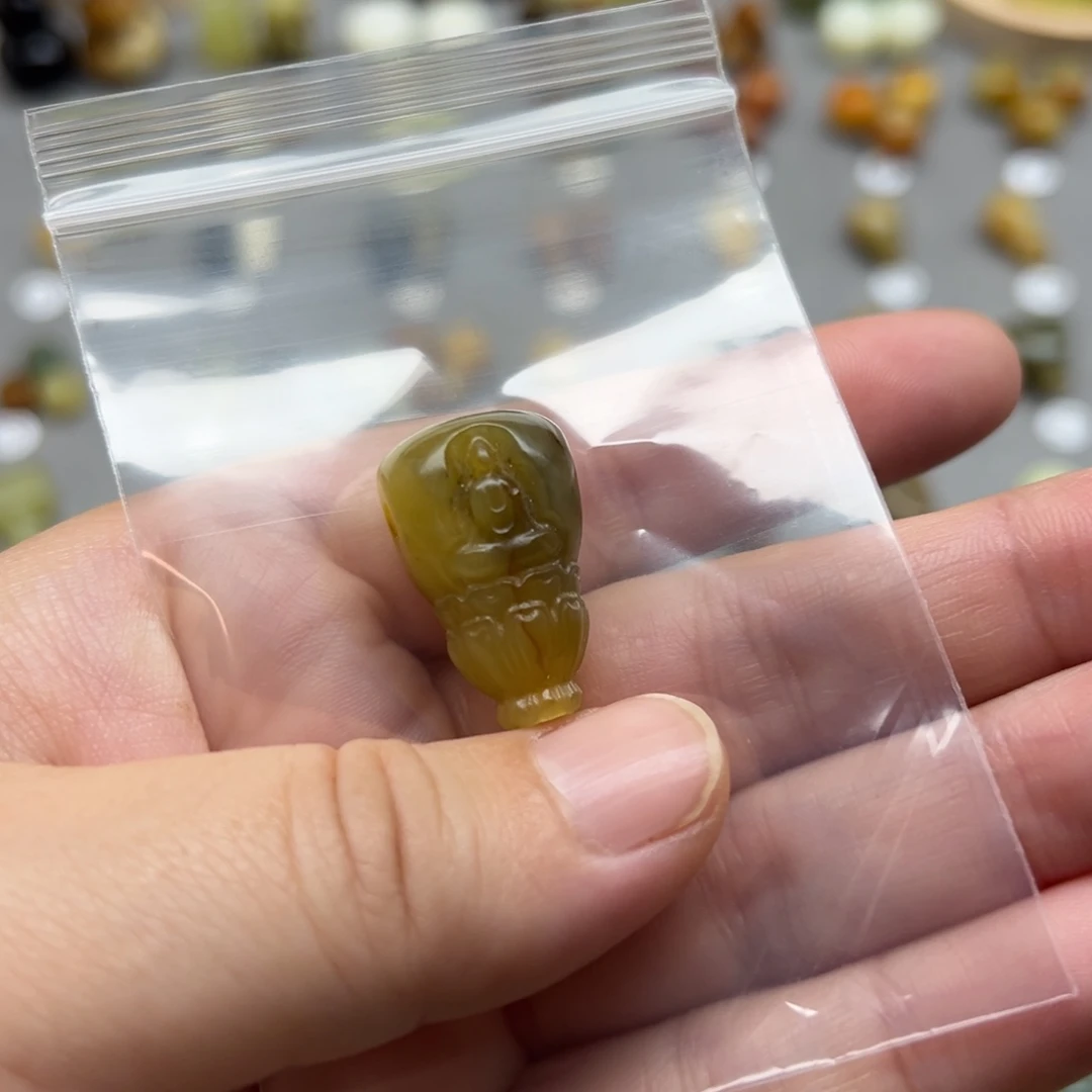 冬***蛰蛇纹石玉未镶嵌配珠