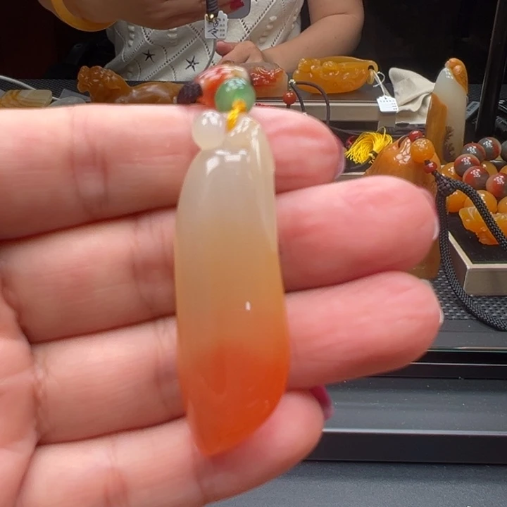 石英质玉（黄龙玉）银S925镶嵌颈饰