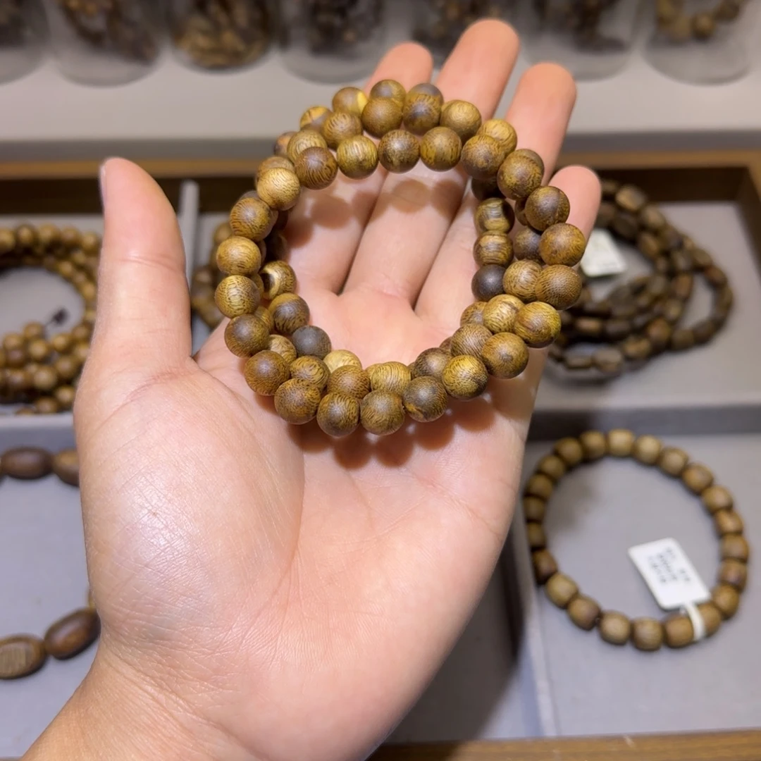 沉香香囊沉香海南乌身白棋沉水浮0.9单圈5+