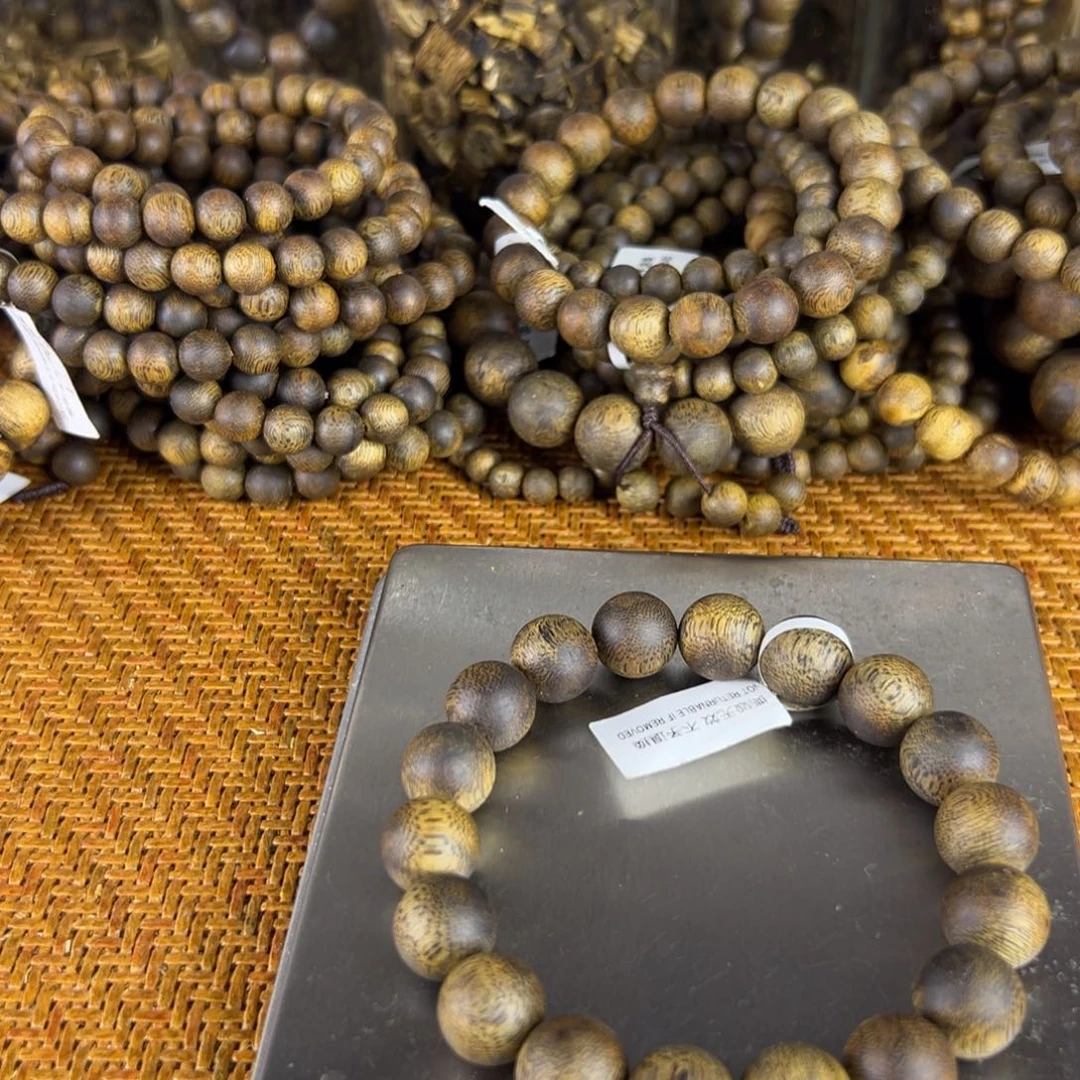 A***⁸沉香碎屑沉香卡12单圈克重12 +