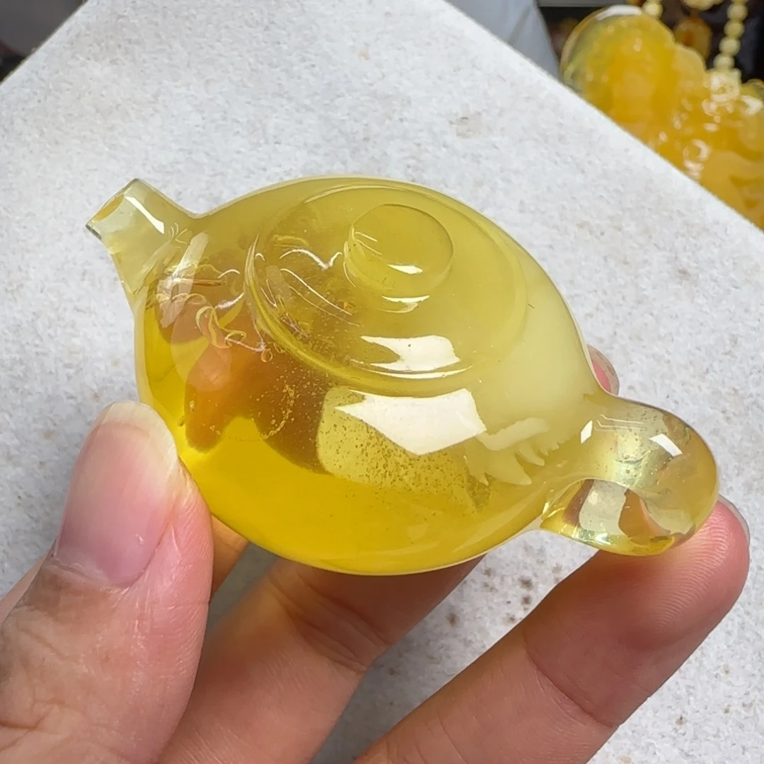 蜜蜡未镶嵌珠宝奇石