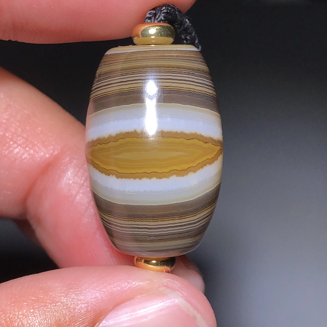 天然缠丝玛瑙金眼佛眼勒子锁骨吊坠 尺寸24/16mm