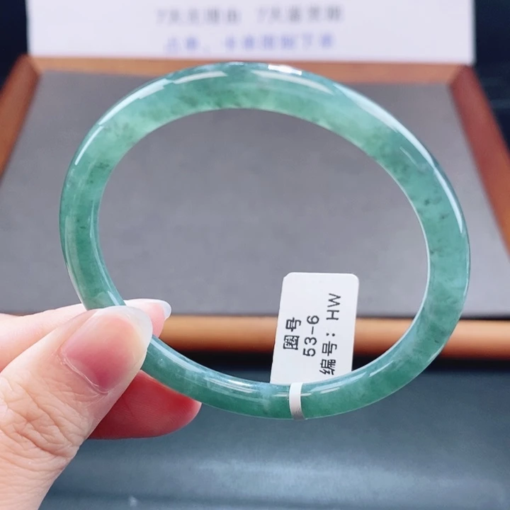 翡翠未镶嵌手镯翡翠手镯34
