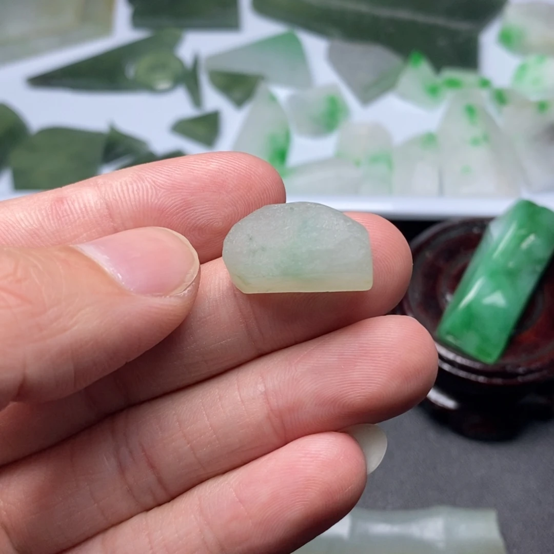 定制翡翠未镶嵌定制