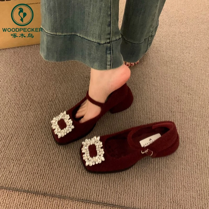 啄木鸟粗跟方头加绒保暖水钻红色婚鞋女春款新款棉鞋玛丽珍高跟鞋