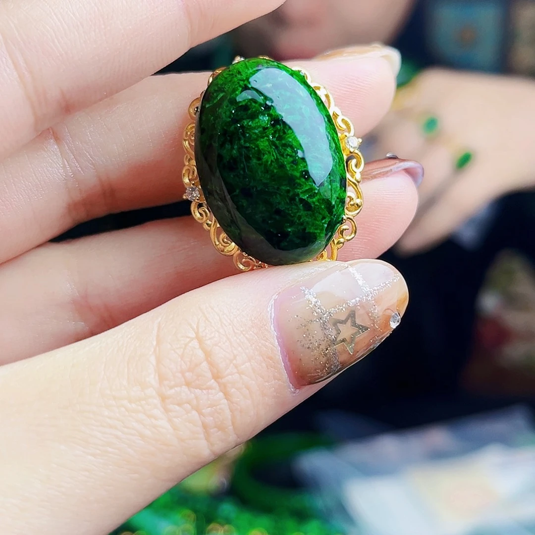 颈饰银S925镶嵌翡翠多样性