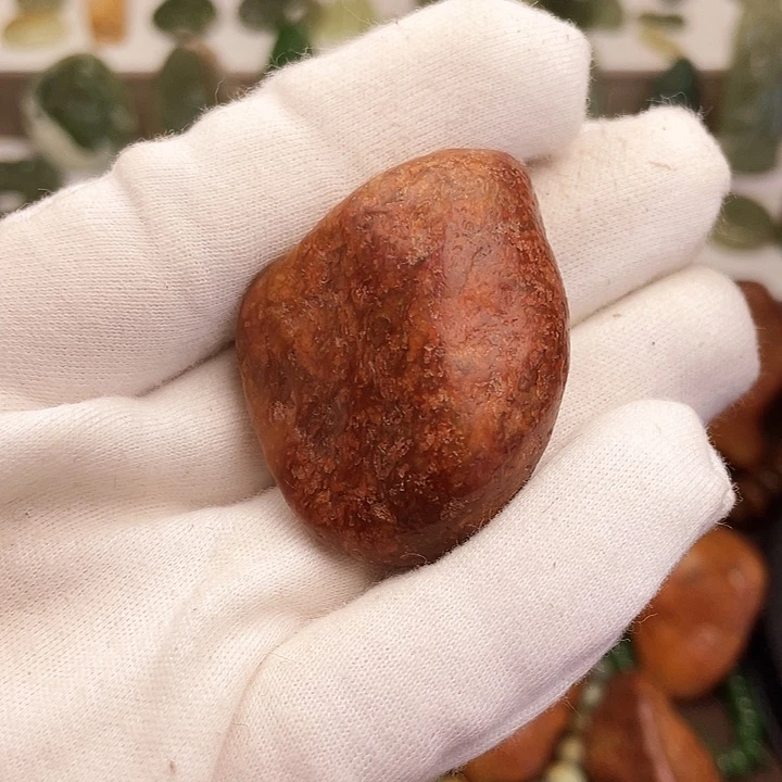 岫岩河磨玉（透闪石质玉）颈饰未镶嵌