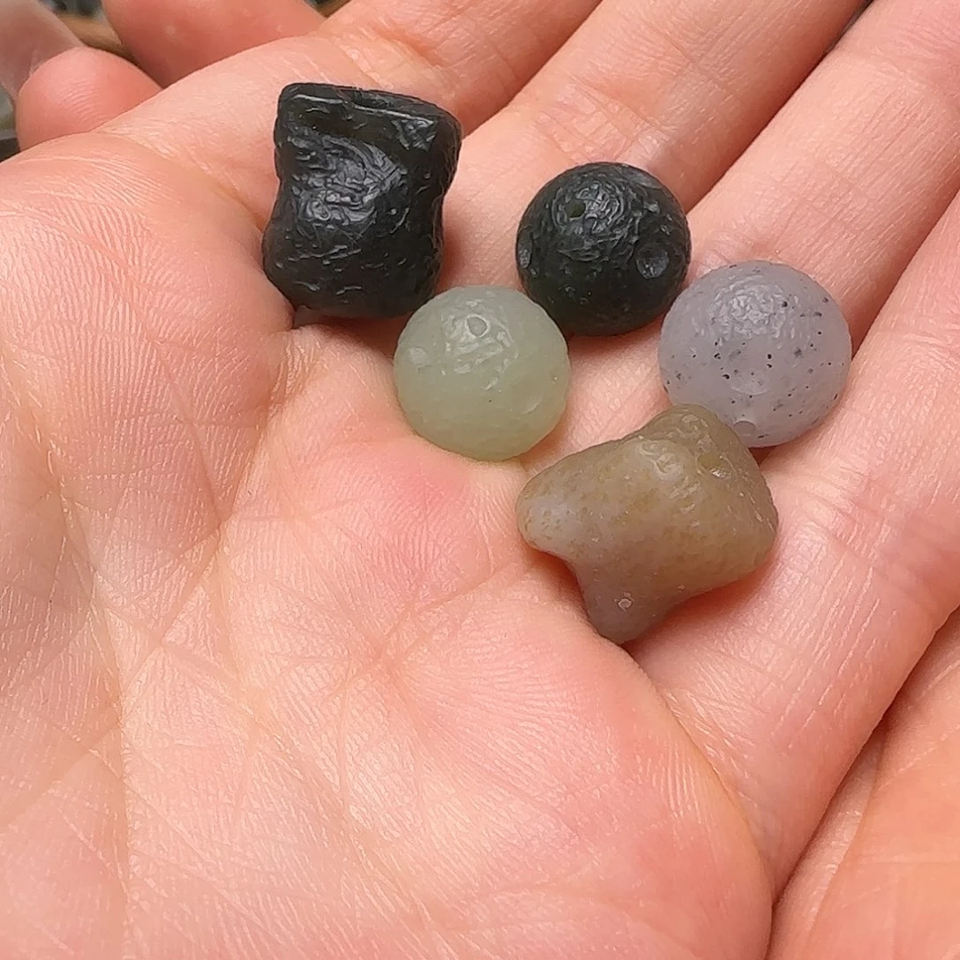 和田玉珠子未镶嵌爱****福