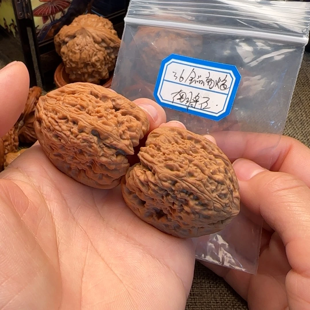 文玩核桃把件?***?南疆石