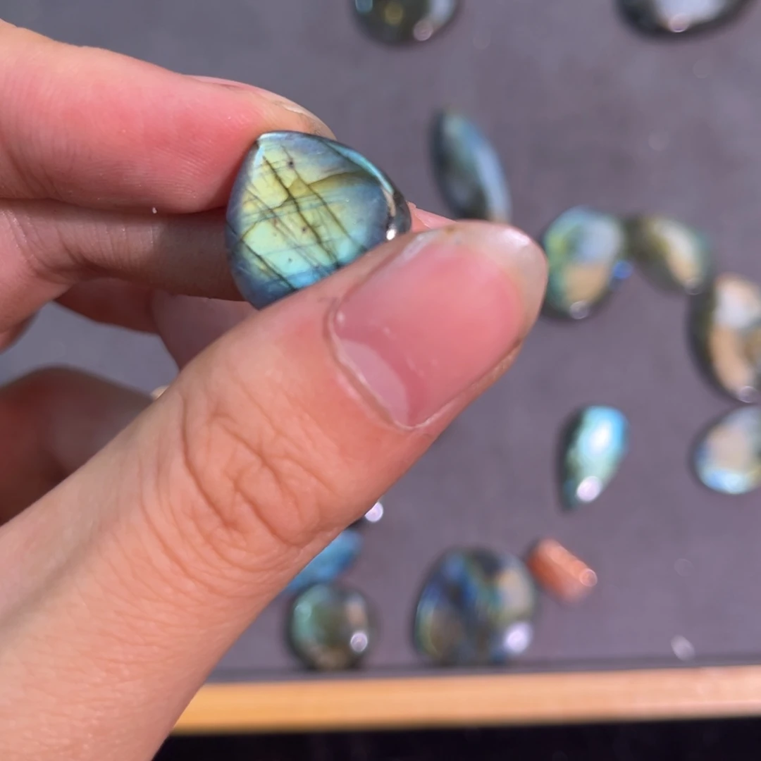 拉长石吊坠未镶嵌上***x