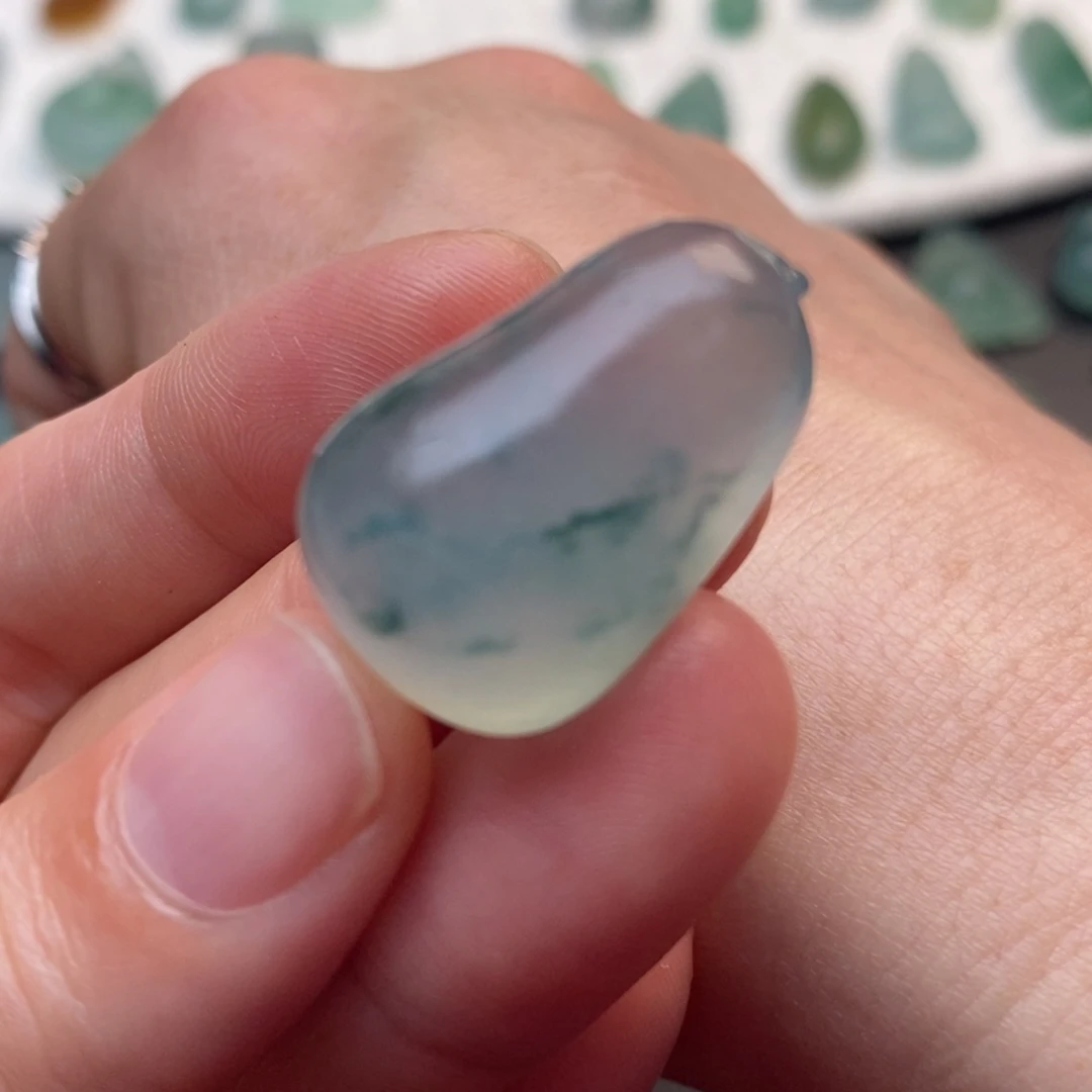 定制翡翠未镶嵌瓜