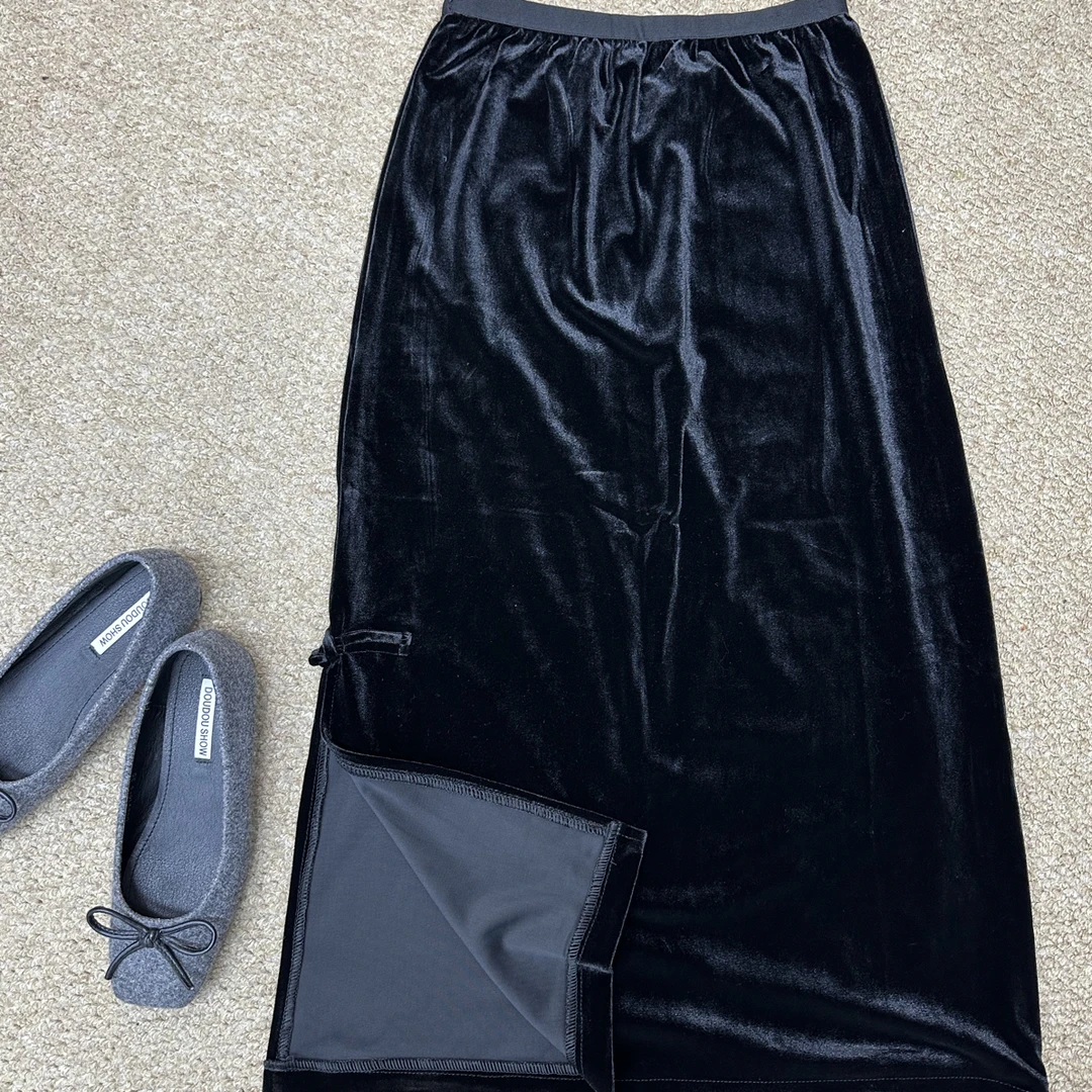 【小白姐姐】新款丝绒侧开叉盘口设计半身裙