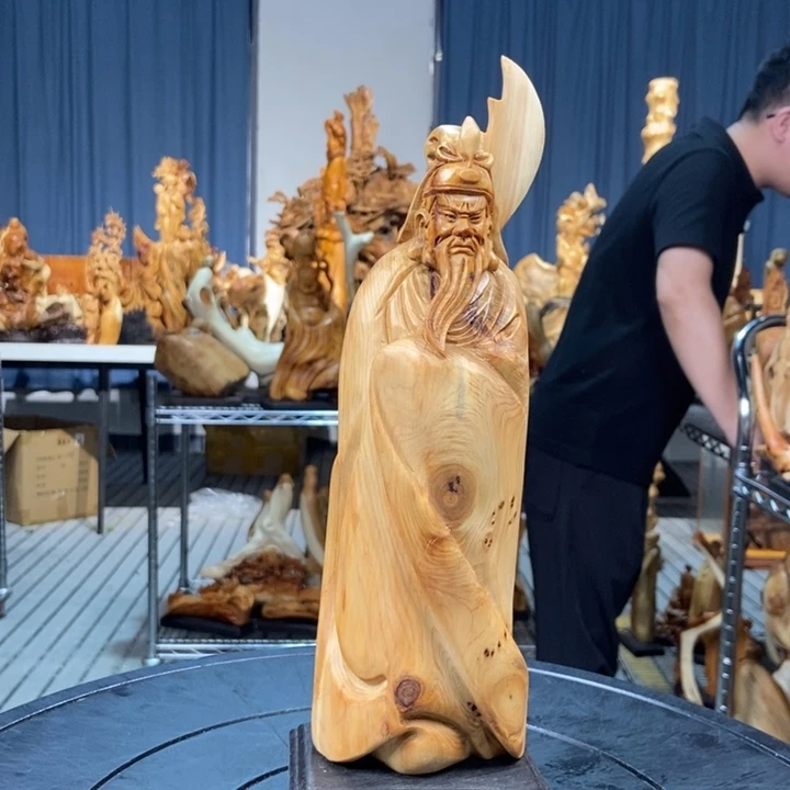 柏木（崖柏）随型摆件