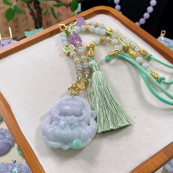 翡翠未镶嵌颈饰翡翠吊坠