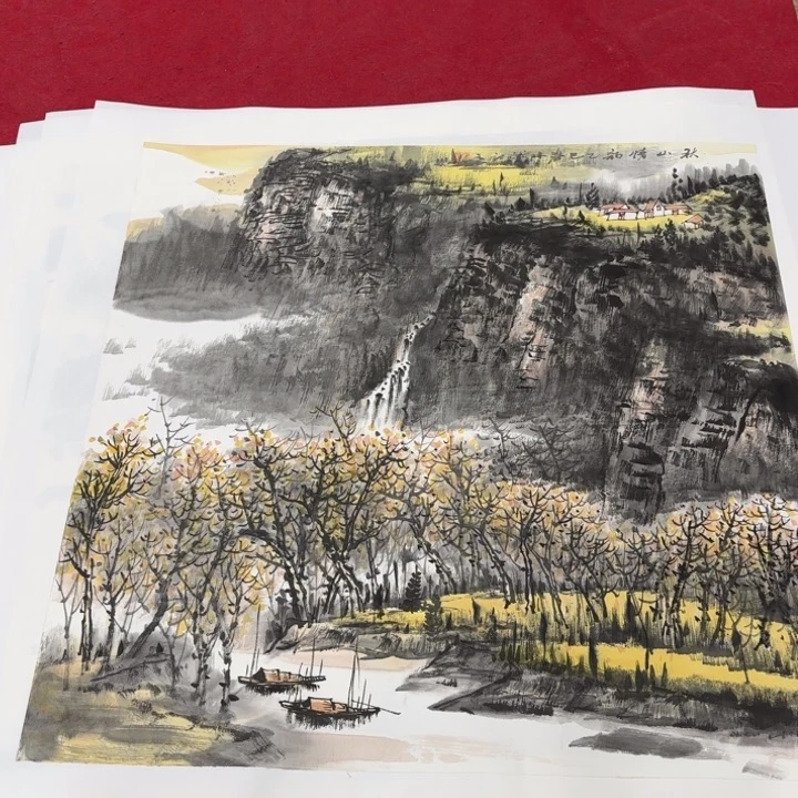 国画花鸟等图案为一体而