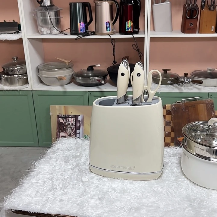 塑料巧媳妇套刀一套