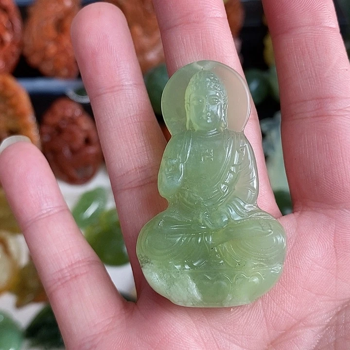 未镶嵌蛇纹石玉颈饰