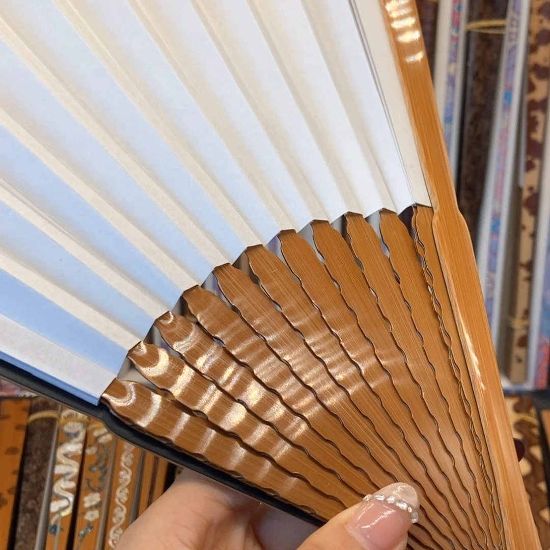 扇子飛*麟7665889668888989