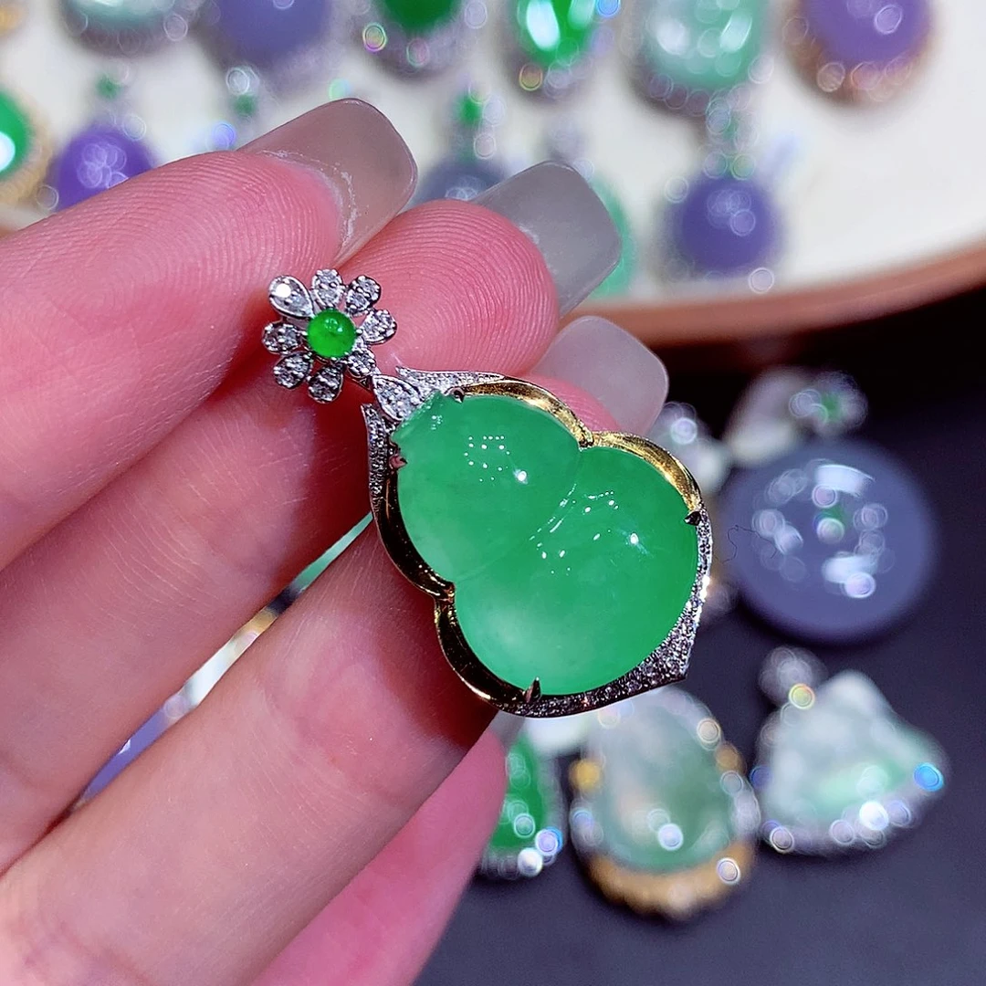 翡翠18K金镶嵌吊坠(不含链)