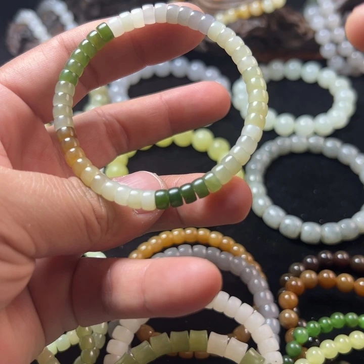 和田玉未镶嵌手串