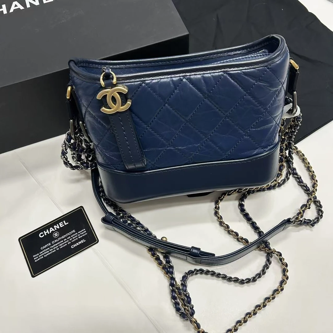 95新 Chanel/香奈儿 多多奢品/香奈儿27开小号流浪斜挎包/98新