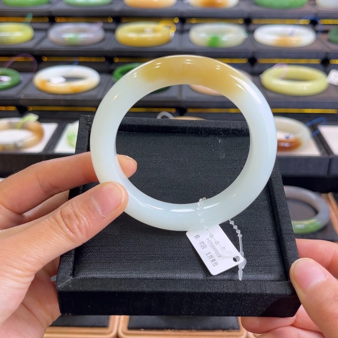 和田玉未镶嵌手镯55 56