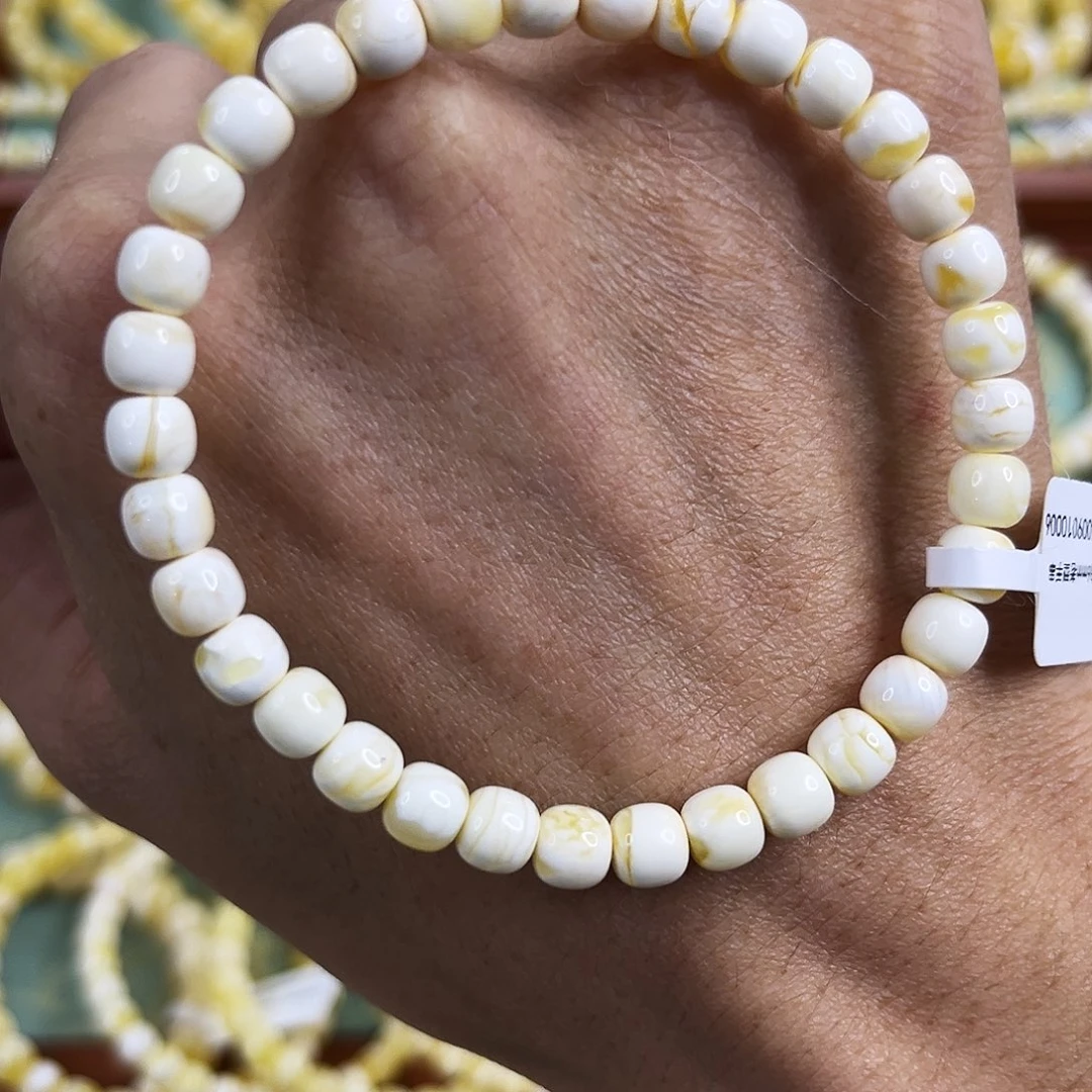 李***白琥珀未镶嵌手链6mm瓷白手串