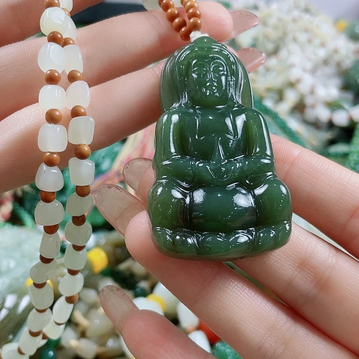 颈饰未镶嵌和田玉