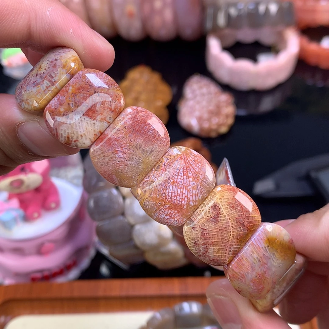 【闪购商品】颈饰未镶嵌硅化珊瑚(珊瑚玉)51号红粉凤尾