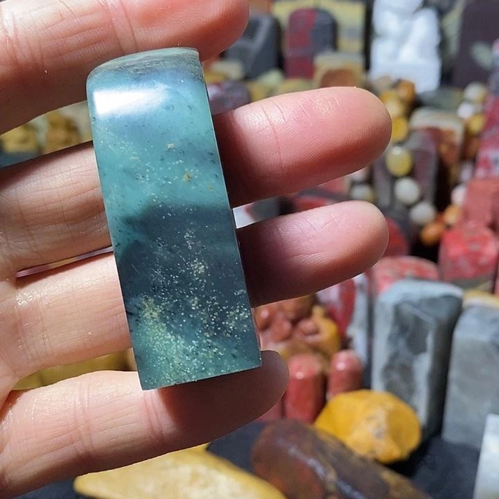 昌化鸡血石昌化绿