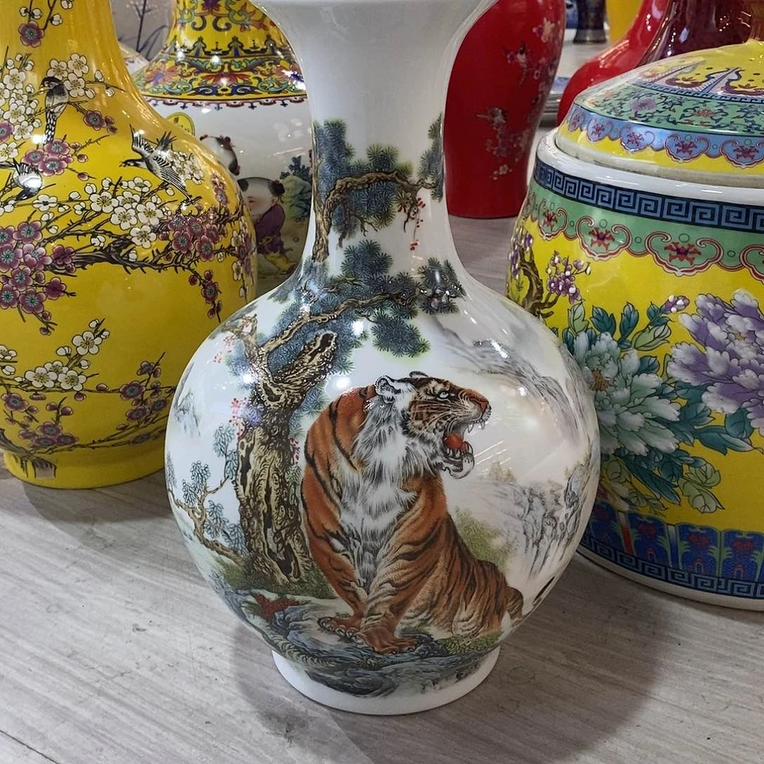 陶摆件36cm威震乾坤赏瓶