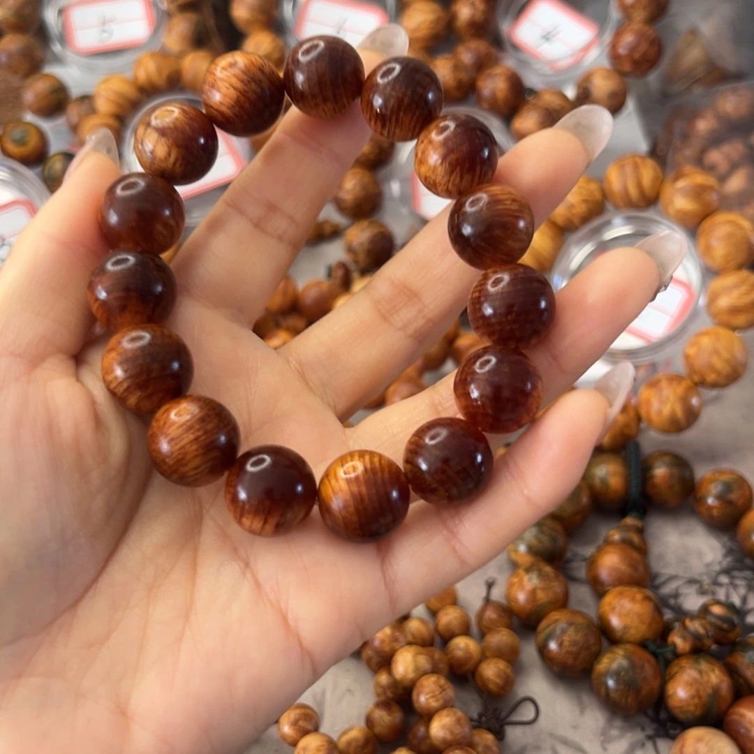 松木木雕款1.5手串