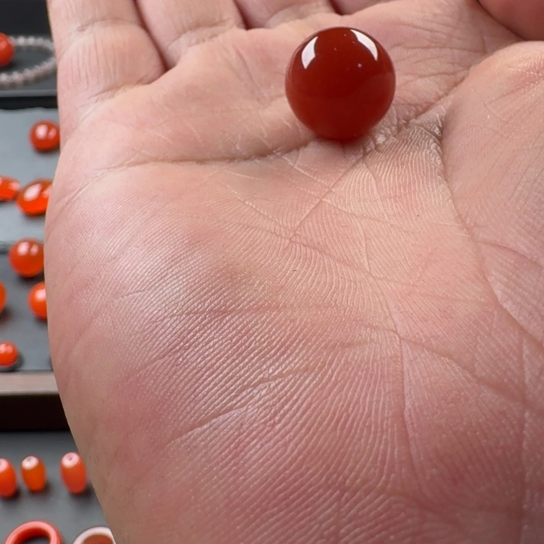 南红玛瑙未镶嵌圆珠15.1