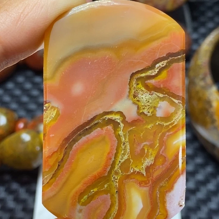 玛瑙/玉髓颈饰未镶嵌