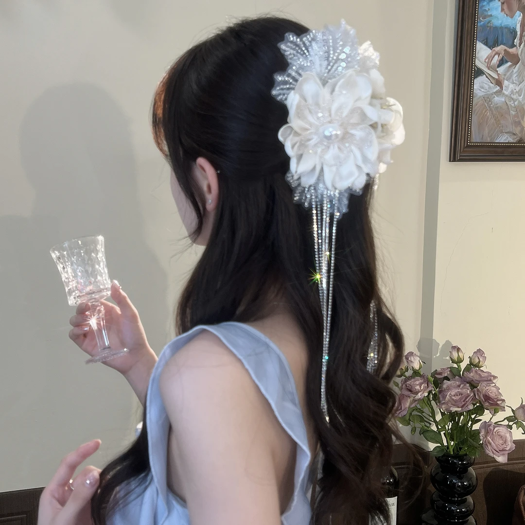 花朵流苏发夹后脑勺抓夹高级感轻奢百搭优雅鲨鱼发夹高级发饰发卡