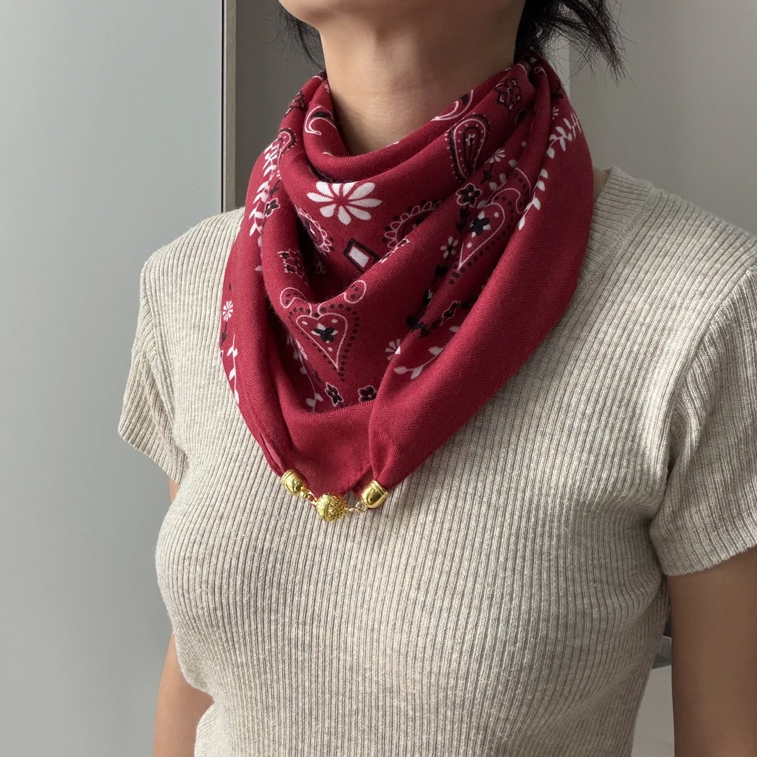 腰果枣红民族风学院风田园风复古丝巾洋气小领气质磁吸扣方巾