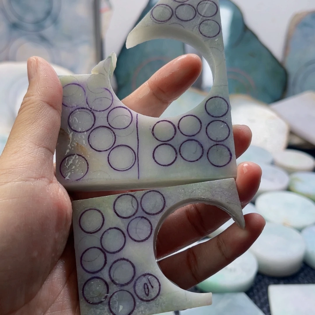 翡翠未镶嵌挂件缅甸翡翠