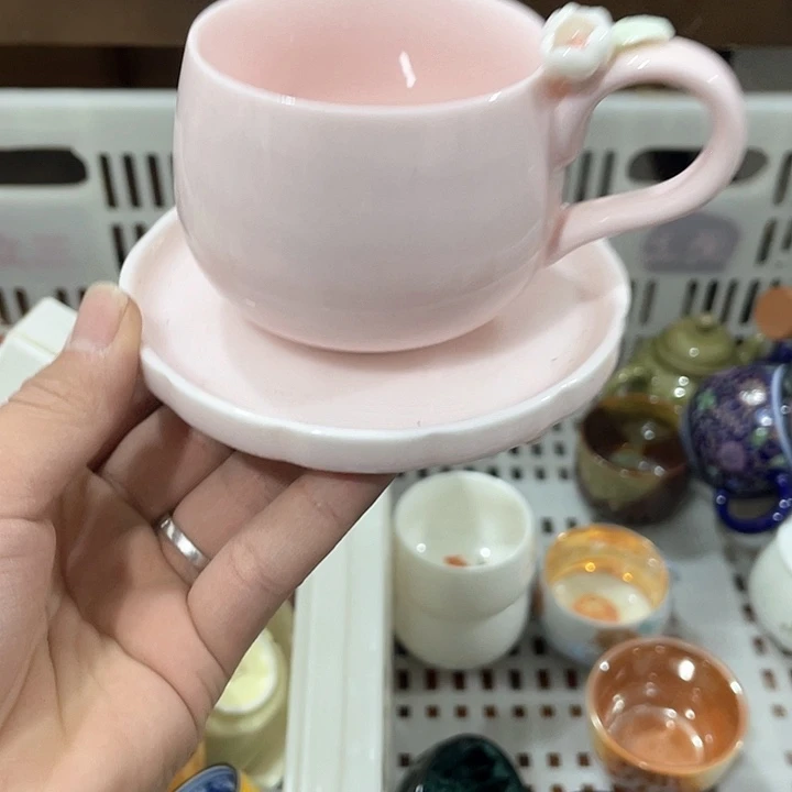 陶瓷茶具全部清清完回家过年