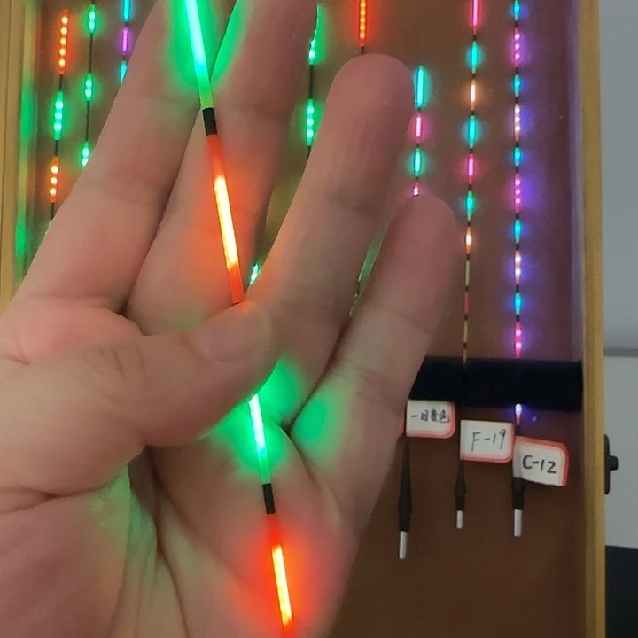 志***里茅草2支装425 S03变色尾