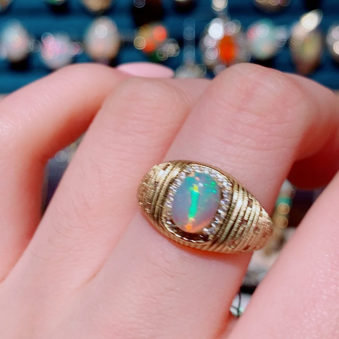 银S925镶嵌欧泊戒指